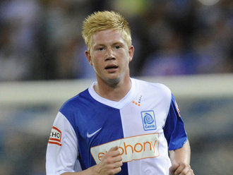 登贝莱获评《队报》25年体坛“王中王”，力压游泳世界冠军（登贝莱加冕《队报》25年体坛“王中王”，力压游泳世界冠军）