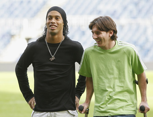 墨尔本城收获亚冠3连胜，若斩获4连胜将创澳超球队纪录（墨尔本城亚冠三连胜在手，再胜即创澳超球队新纪录）