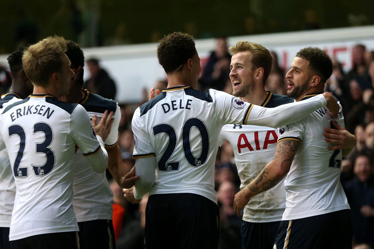 3-0,19岁巴萨旧将助攻梅开二度,率队完胜赫罗纳,终结7轮西甲不胜（3-0！19岁巴萨旧将两助攻发威，率队完胜赫罗纳，终结西甲7轮不胜）