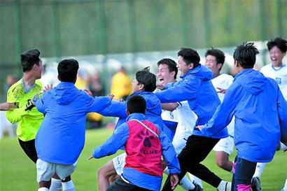 拉法·米尔：科尔班是我接触过最好的主帅之一，我专注于当下（拉法·米尔：科尔班是我共事过的顶级主帅之一，我只专注当下）