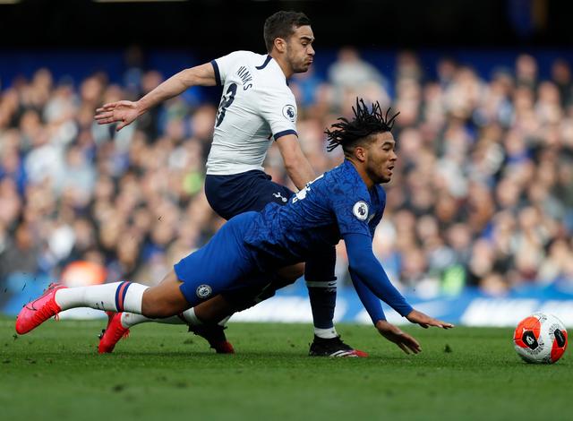 皮克：巴萨是所有冠军的有力竞争者，包括欧冠冠军