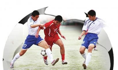 罗马诺：西蒙斯预计缺席莱比锡今日比赛，他已决定转投切尔西