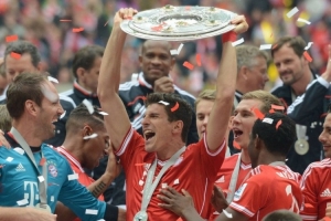 随着多特蒙德2-0，德甲最新积分榜出炉：争冠悬念已经不大了（多特蒙德2-0取胜，德甲积分榜刷新：冠军之争基本明朗）