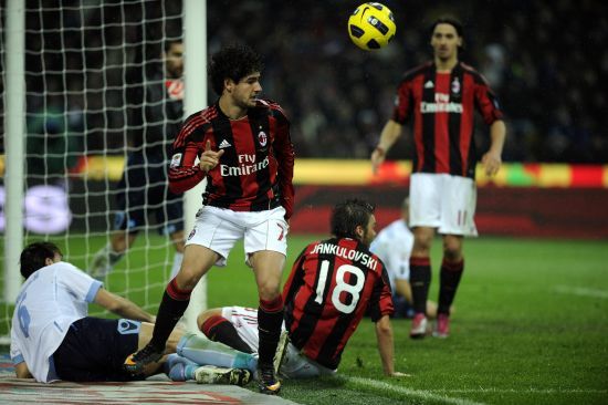 亚冠精英前瞻：林加德迎FC首尔告别战，墨尔本城亚冠赛场三连胜（亚冠前瞻：林加德上演FC首尔告别战，墨尔本城力争延续三连胜）