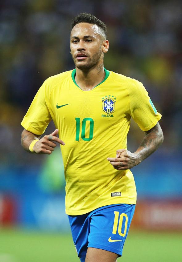 活久见！莱亚利是意甲近31年来第二位开场3分钟染红的门将（罕见一幕：莱亚利成近31年意甲第二位开场3分钟被罚下的门将）