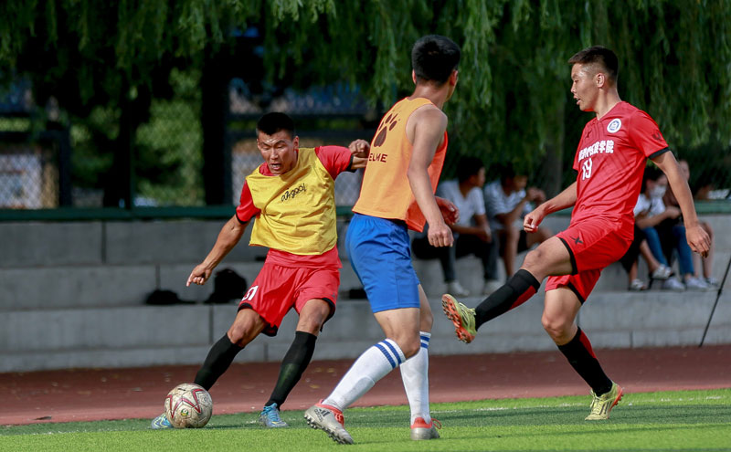 中超第30轮跑动距离榜：钟晋宝13356米居首，周定洋第二