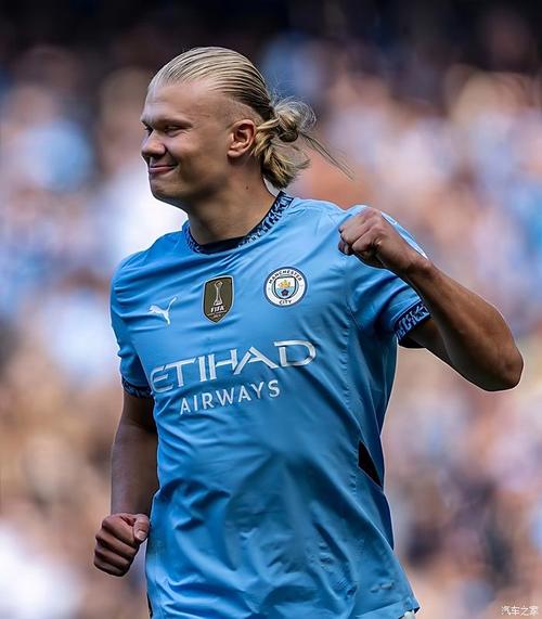 记者：梅西到诺坎普后请求工作人员入场许可，巴萨欣然同意