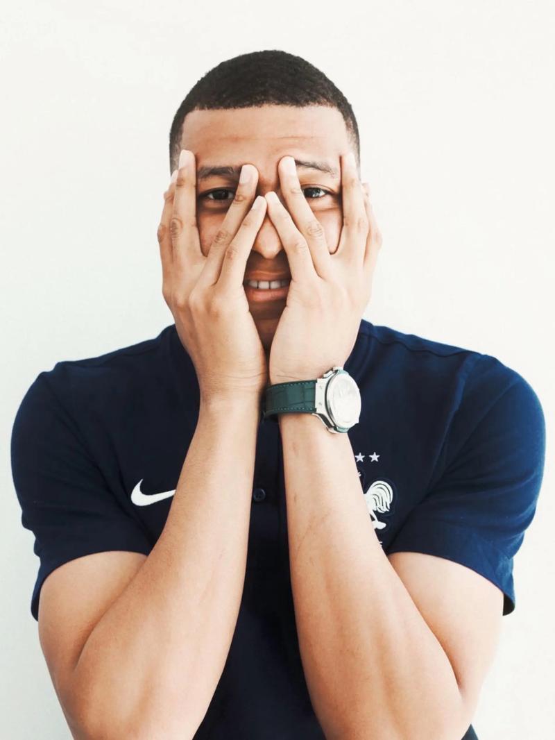 斯卢茨基谈客战柔佛：我认为双方五五开，就看谁能把握住机会