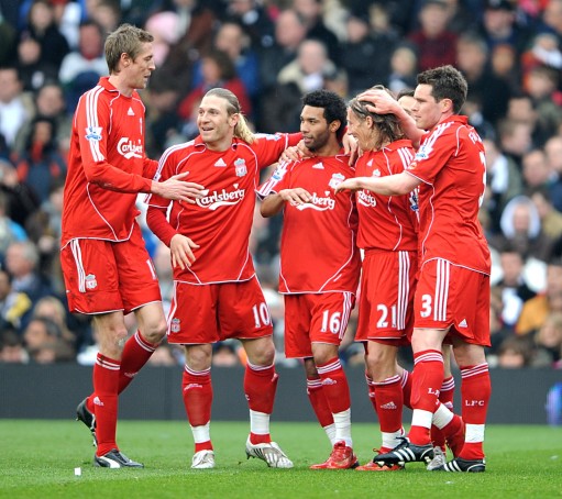 足球欧冠最新积分榜出炉，两大豪门濒临淘汰