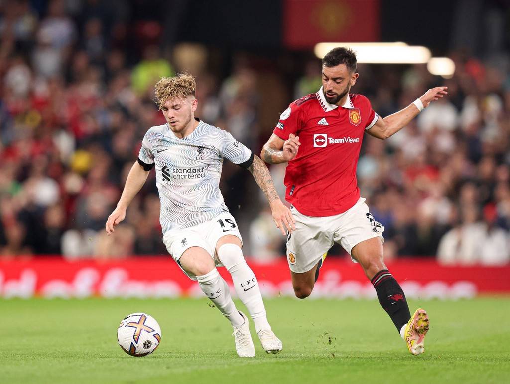 官方和三个媒体平台评选的2025中超最佳球员、教练、阵容对比（2025中超官方与三大媒体评选对比：最佳球员、教练与阵容）