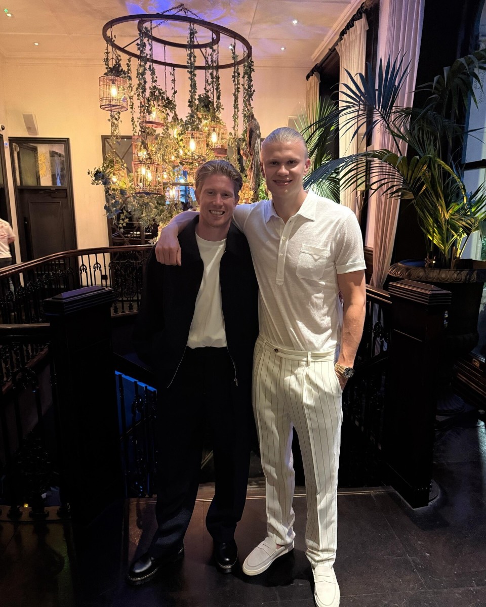 记者：纽卡要求谢什科48小时内答复，不打算拖到本周后半段