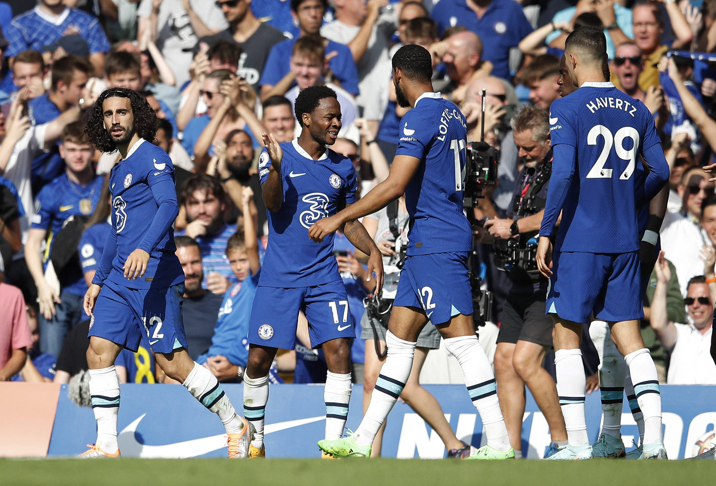 阿瑙：11月18日必须成为全国假日，为了孩子今晚我不喝酒（阿瑙呼吁将11月18日定为全国假日：为孩子今晚不饮酒）